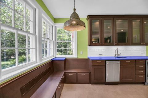 Tiny photo for 610 W Ohio Street, Urbana, IL 61801 (MLS # 12489167)