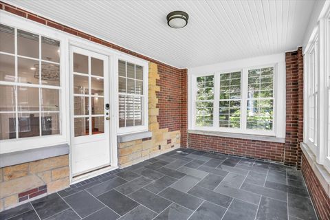 Tiny photo for 610 W Ohio Street, Urbana, IL 61801 (MLS # 12489167)