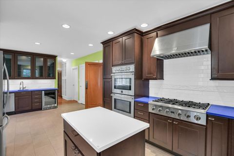 Tiny photo for 610 W Ohio Street, Urbana, IL 61801 (MLS # 12489167)