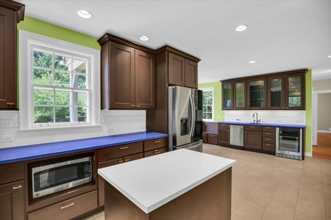 Tiny photo for 610 W Ohio Street, Urbana, IL 61801 (MLS # 12489167)