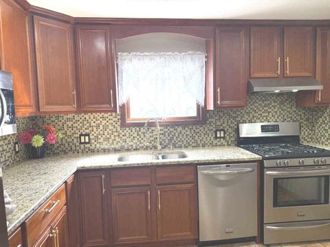 Tiny photo for 1010 Osmond Avenue, Antioch, IL 60002 (MLS # 12609388)