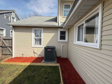 Tiny photo for 1010 Osmond Avenue, Antioch, IL 60002 (MLS # 12609388)