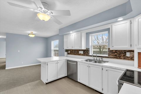 Tiny photo for 2302 Pheasant Ridge Road, Mahomet, IL 61853 (MLS # 12512548)