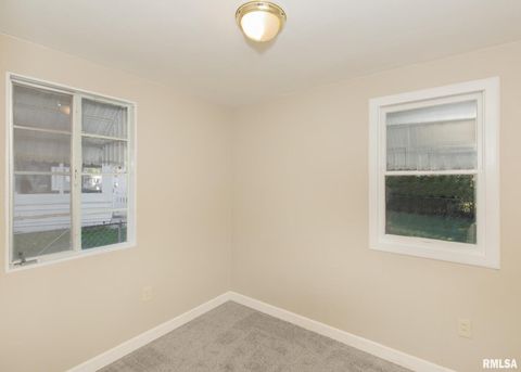 Tiny photo for 3810 11TH Avenue, Moline, IL 61265 (MLS # QC4268770)