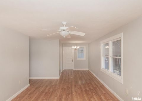 Tiny photo for 3810 11TH Avenue, Moline, IL 61265 (MLS # QC4268770)