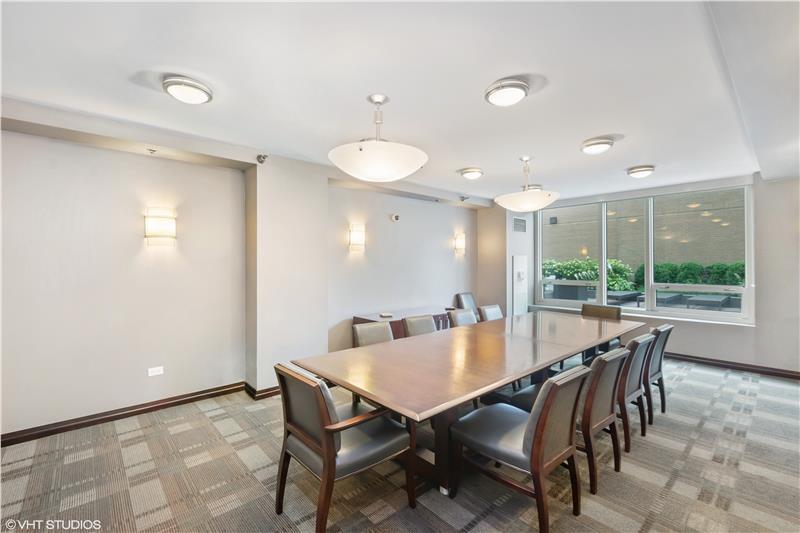 33 W Ontario Street 31E