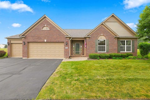 Photo of 12635 RAINTREE Path, Huntley, IL 60142 (MLS # 12714902)