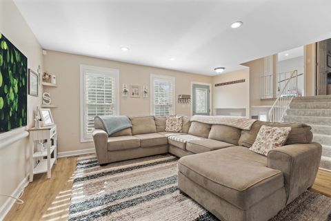 Tiny photo for 751 Cypress Lane, Carol Stream, IL 60188 (MLS # 12500458)