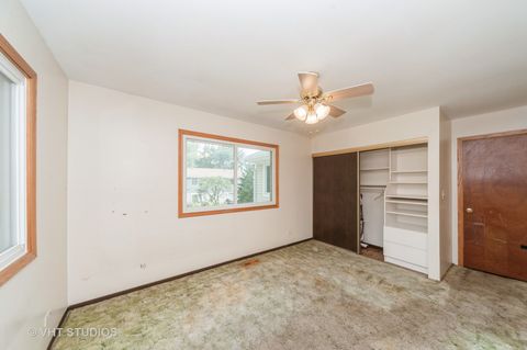 Tiny photo for 289 London Place #23A, Wheeling, IL 60090 (MLS # 12394366)
