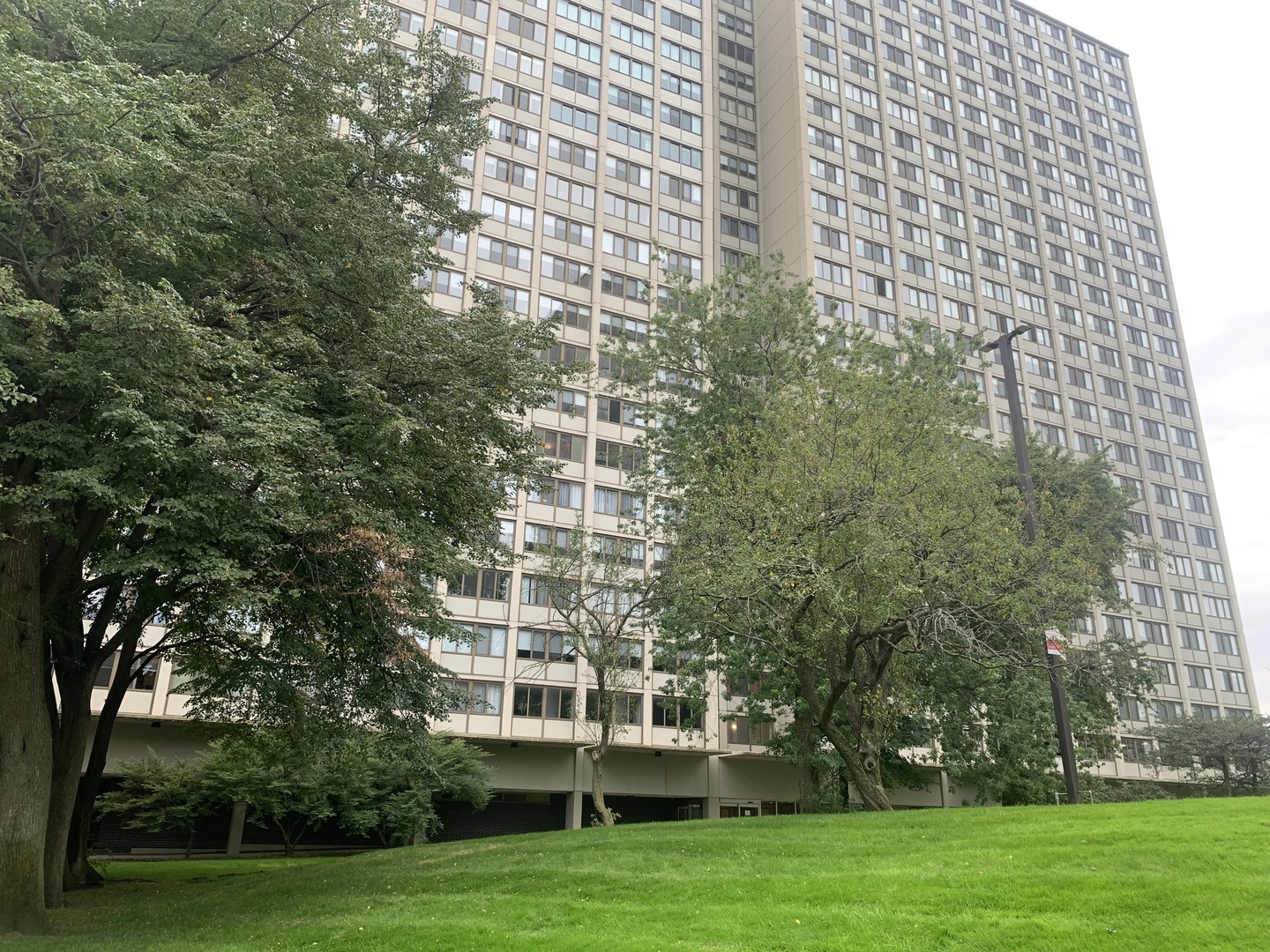 4850 S Lake Park Avenue 412