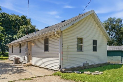 Tiny photo for 200 W 15th Street, Rock Falls, IL 61071 (MLS # 12697391)