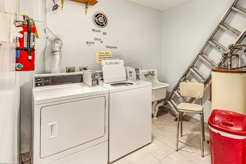 Tiny photo for Oak Lawn, IL 60453 (MLS # 12601476)