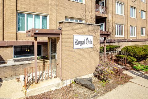 Tiny photo for Oak Lawn, IL 60453 (MLS # 12601476)