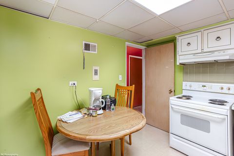 Tiny photo for Oak Lawn, IL 60453 (MLS # 12601476)