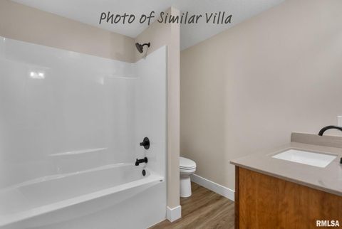 Tiny photo for 39 FRANK Court, Le Claire, IA 52753 (MLS # QC4270001)