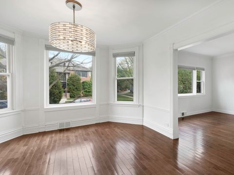 Tiny photo for 2000 Washington Avenue, Wilmette, IL 60091 (MLS # 12644907)