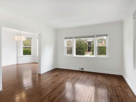 Tiny photo for 2000 Washington Avenue, Wilmette, IL 60091 (MLS # 12644907)