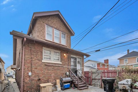 Tiny photo for 15 W 108th Place, Chicago, IL 60628 (MLS # 12523104)