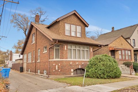 Photo of 15 W 108th Place, Chicago, IL 60628 (MLS # 12523104)