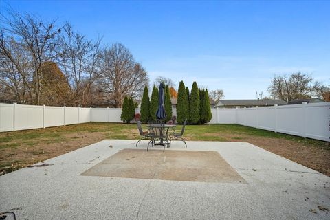 Tiny photo for 1303 Dalton Drive, Normal, IL 61761 (MLS # 12520464)