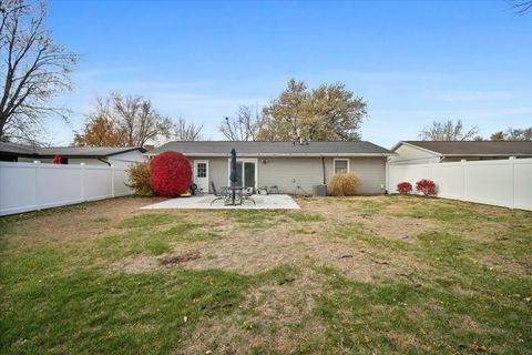 Tiny photo for 1303 Dalton Drive, Normal, IL 61761 (MLS # 12520464)