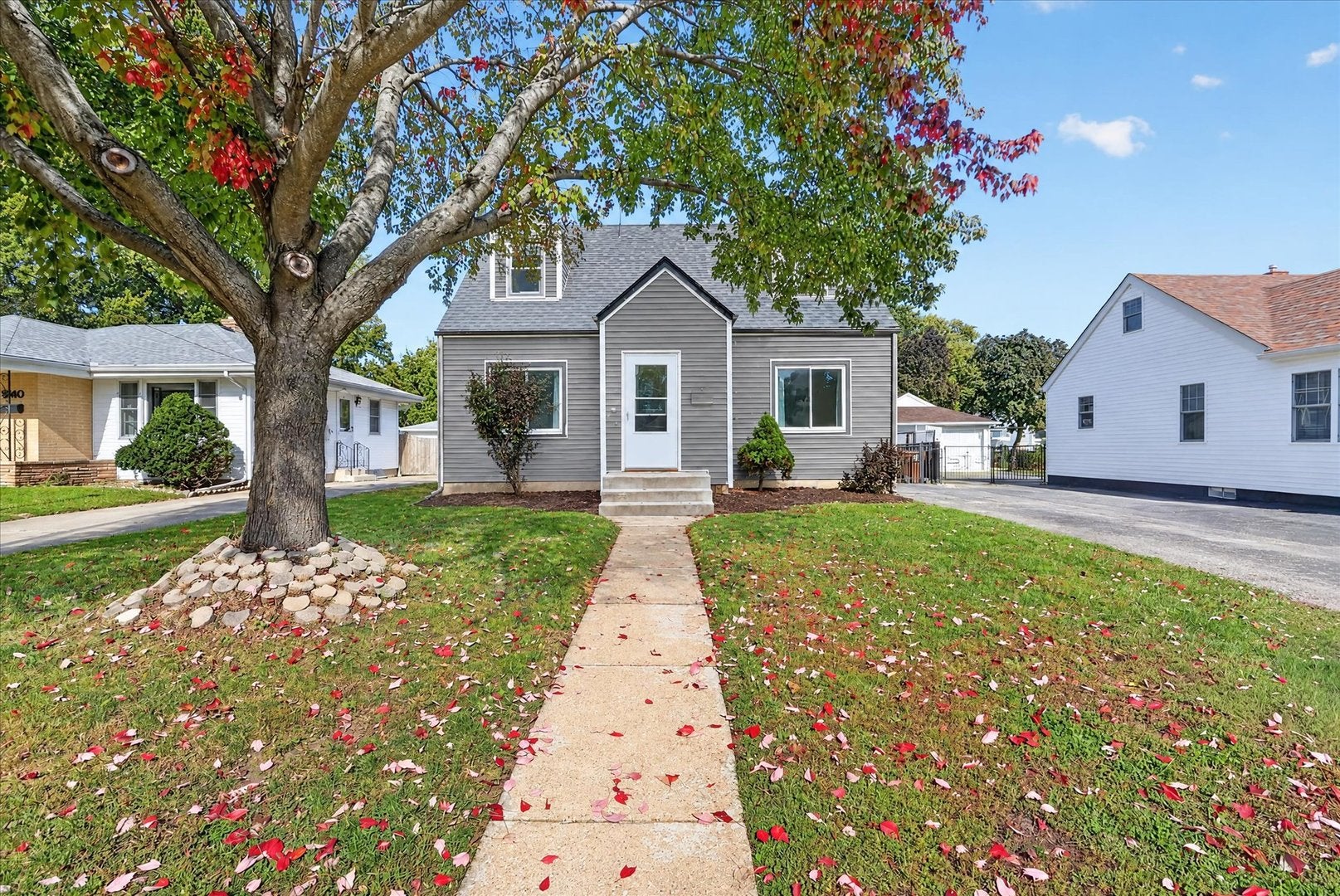 542 Renrose Avenue