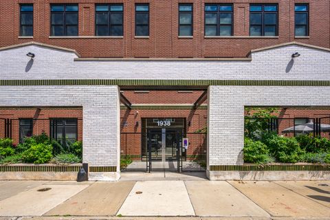 Tiny photo for 1938 W Augusta Boulevard #204, Chicago, IL 60622 (MLS # 12597558)