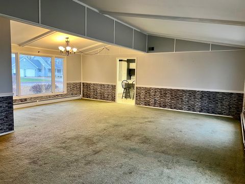 Tiny photo for 106 Lakeview Drive, Gibson City, IL 60936 (MLS # 12499607)