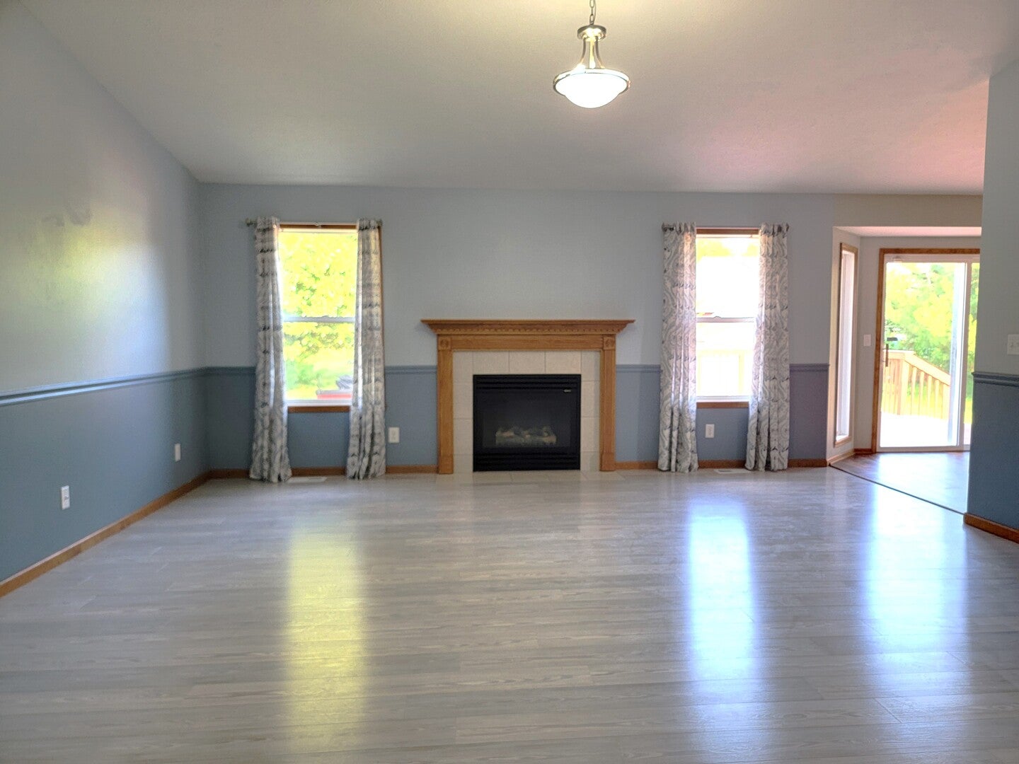 4202 Sunbury Drive