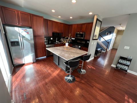 Tiny photo for 380 Risen Star Lane #380, Oswego, IL 60543 (MLS # 12587531)