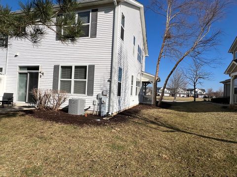 Tiny photo for 380 Risen Star Lane #380, Oswego, IL 60543 (MLS # 12587531)
