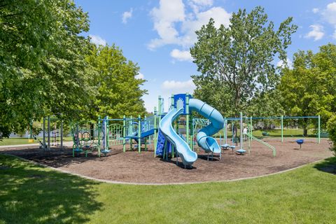 Tiny photo for 1803 Dumont Lane, Schaumburg, IL 60194 (MLS # 12586147)