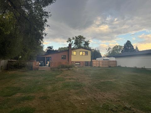 Tiny photo for 7310 Capitol Drive, Darien, IL 60561 (MLS # 12490691)