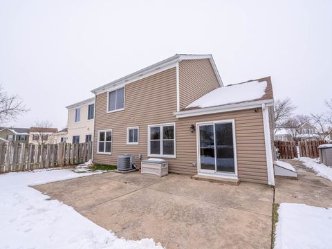 Tiny photo for 808 Trinity Court, Carol Stream, IL 60188 (MLS # 12529428)