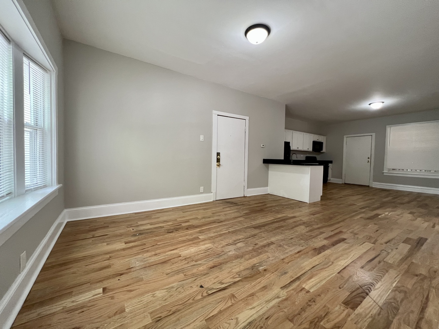 2203 S Ridgeway Avenue