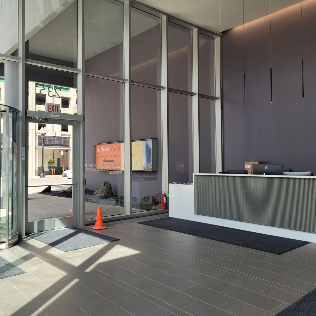 235 W Van Buren Street 3902