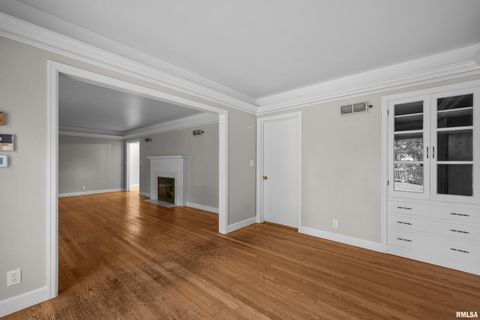 Tiny photo for 660 18TH Avenue, East Moline, IL 61244 (MLS # 12584327)