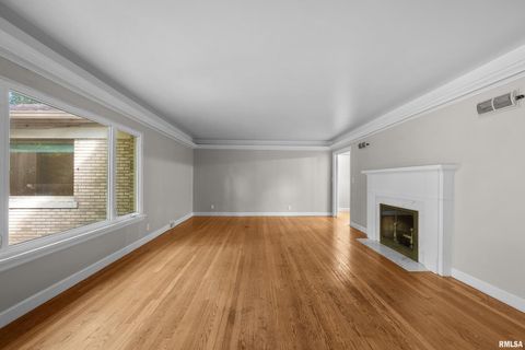 Tiny photo for 660 18TH Avenue, East Moline, IL 61244 (MLS # 12584327)