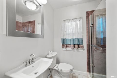 Tiny photo for 660 18TH Avenue, East Moline, IL 61244 (MLS # 12584327)