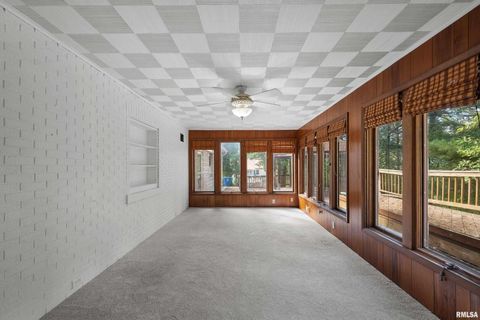 Tiny photo for 660 18TH Avenue, East Moline, IL 61244 (MLS # 12584327)