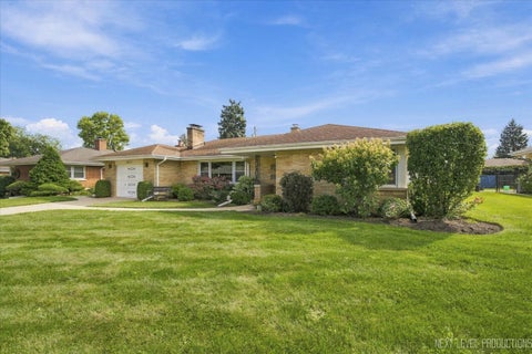 Tiny photo for 6447 ELDORADO Drive, Morton Grove, IL 60053 (MLS # 12775927)