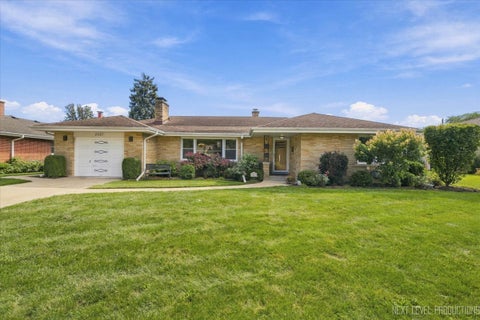 Photo of 6447 ELDORADO Drive, Morton Grove, IL 60053 (MLS # 12775927)