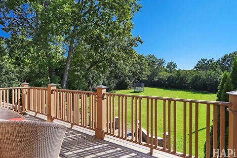 Tiny photo for 1425 Lee Road, Northbrook, IL 60062 (MLS # 12397479)