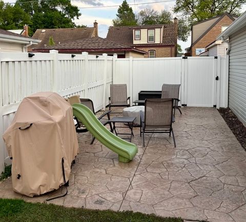 Tiny photo for 3855 W 109th Place, Chicago, IL 60655 (MLS # 12681261)