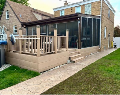 Tiny photo for 3855 W 109th Place, Chicago, IL 60655 (MLS # 12681261)