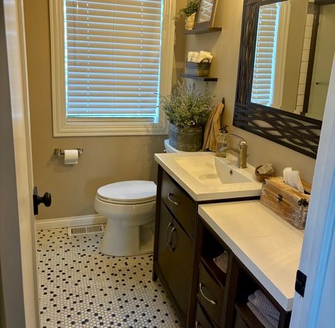 Tiny photo for 3855 W 109th Place, Chicago, IL 60655 (MLS # 12681261)