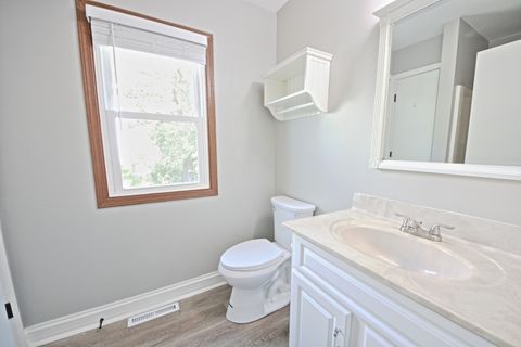 Tiny photo for 20 Echo Hill, Lake In The Hills, IL 60156 (MLS # 12484139)