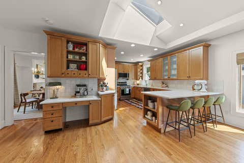 Tiny photo for 810 N Summit Street, Wheaton, IL 60187 (MLS # 12716852)
