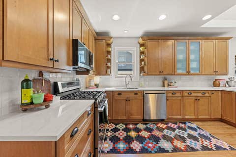 Tiny photo for 810 N Summit Street, Wheaton, IL 60187 (MLS # 12716852)