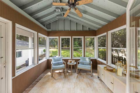 Tiny photo for 810 N Summit Street, Wheaton, IL 60187 (MLS # 12716852)